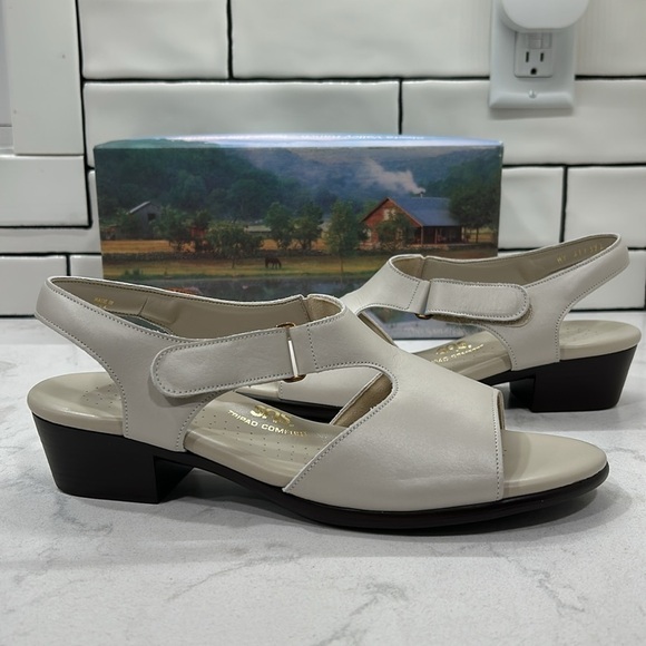 SAS Suntimer Heel Strap Sandal Pearl Bone Size 11 - Picture 7 of 14